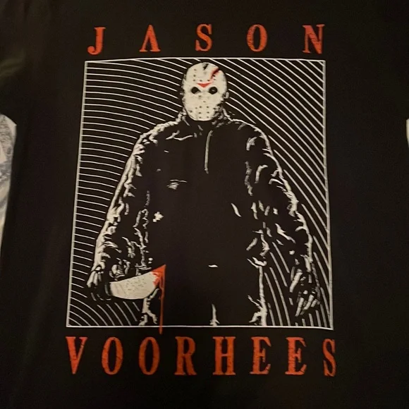 NWT OFFICIALLY LICENSED Friday the 13th Jason Voorhees T-Shirt Top Graphic Tee - Picture 2 of 4